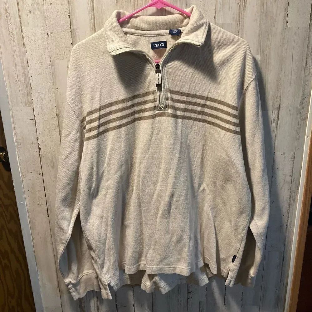 Sweater by Izod Tan and brown Size large￼